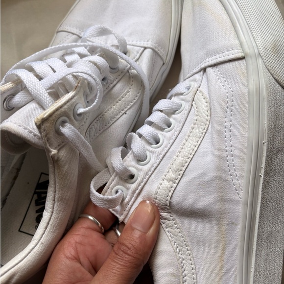 Vans Shoes - Classic Vans White Canvas Women’s Sneakers 10